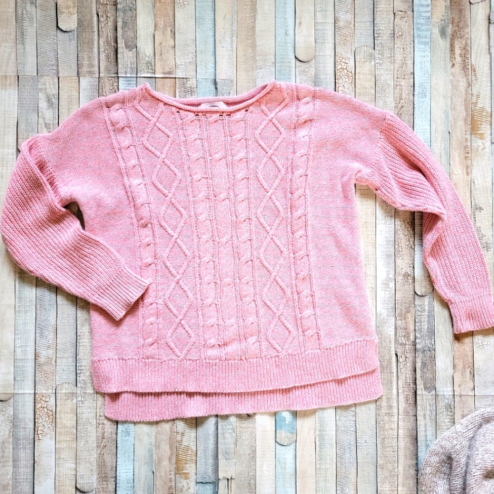 Old Navy pink knit sweater